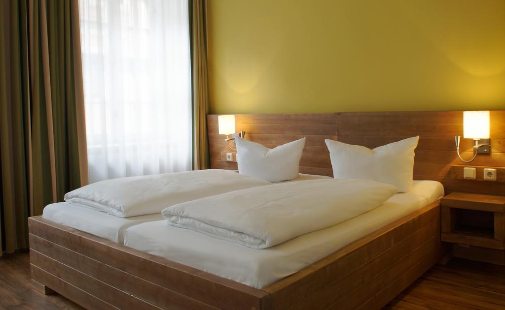 Hotel Am Obermarkt Φράιμπεργκ Εξωτερικό φωτογραφία
